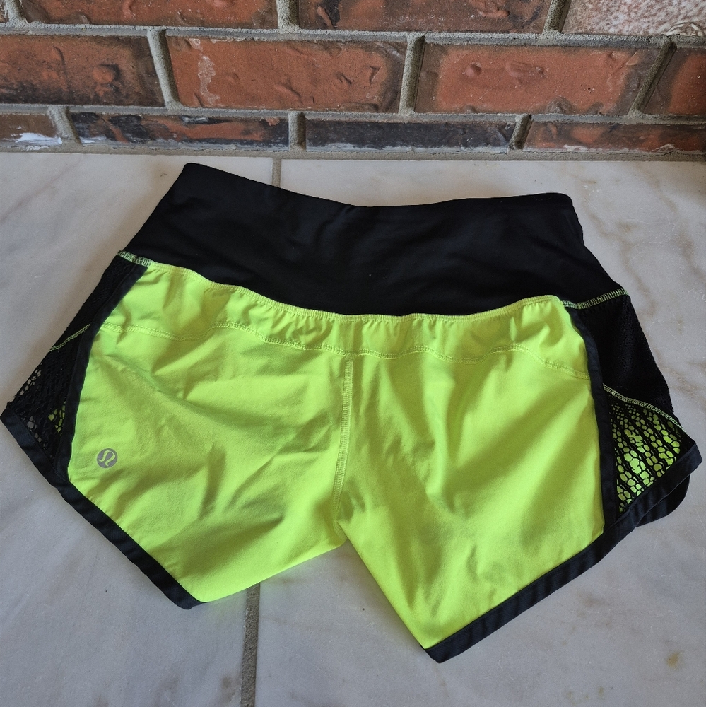 Lululemon Black Neon Yellow Running Training Shorts Size 4 Run